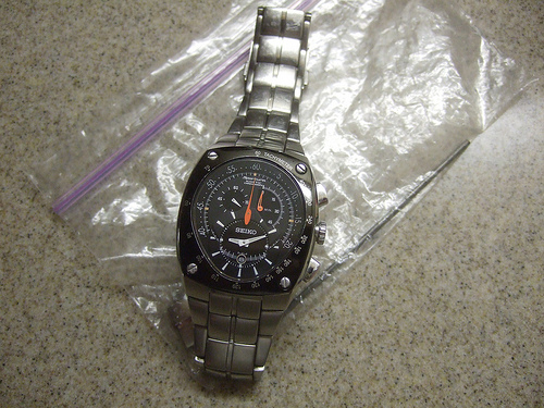Seiko Men' s Sportura Kinetic Tachymeter Chronograph Watch # SNL015 SNL015P1 